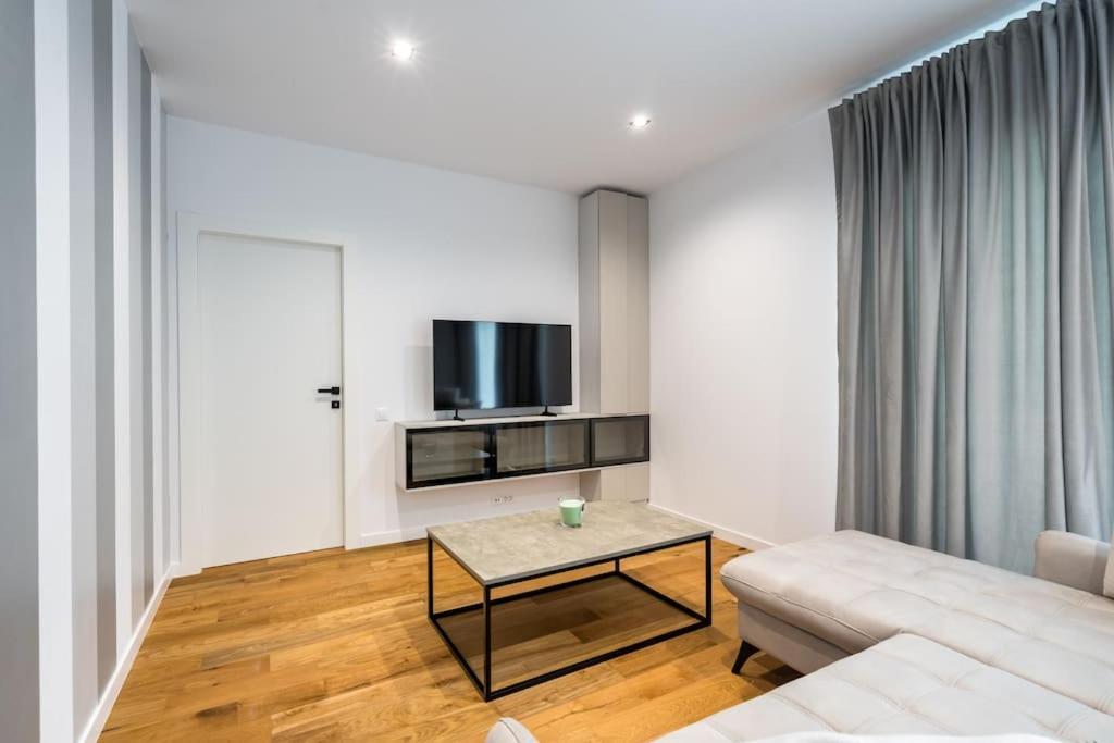 Maze Stripe In One Cotroceni 1br * Bucureşti