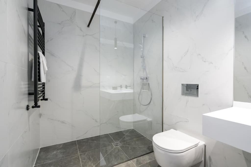 Maze Stripe In One Cotroceni 1br * Bucureşti